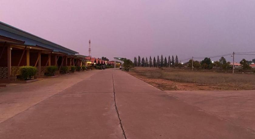 Prakaithong Hotel Amphoe Sawang Daen Din Exterior foto