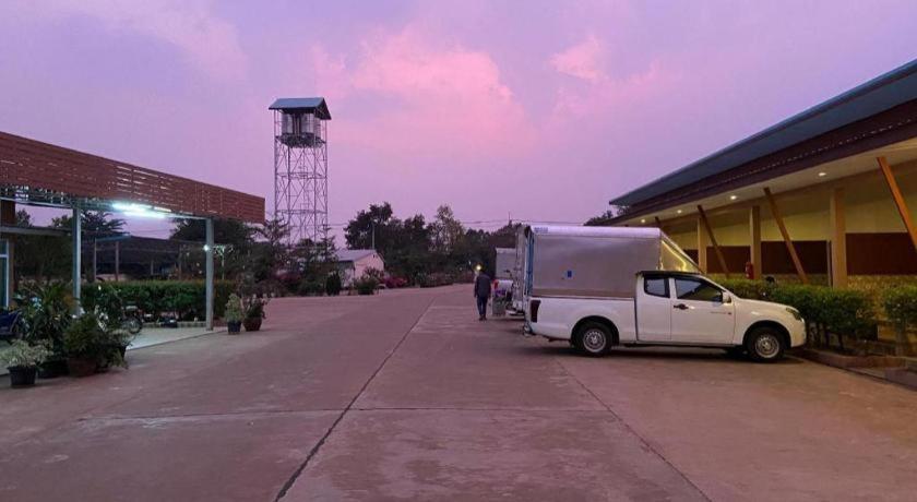 Prakaithong Hotel Amphoe Sawang Daen Din Exterior foto
